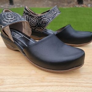 Spring Step L'Artiste Mary Jane Shoe 42